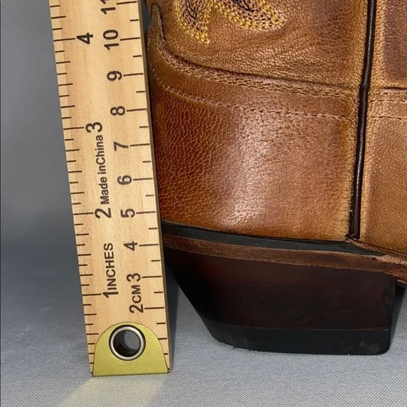 Old West Cognac Leather Cowboy Boots - Picture 5 of 7